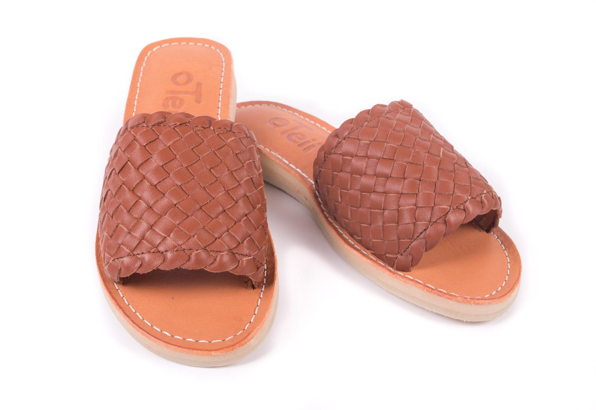 Huaraches by Bearpaw Zelda Slide Sandals for Women in Bronze | 2965W-2 –  Glik's