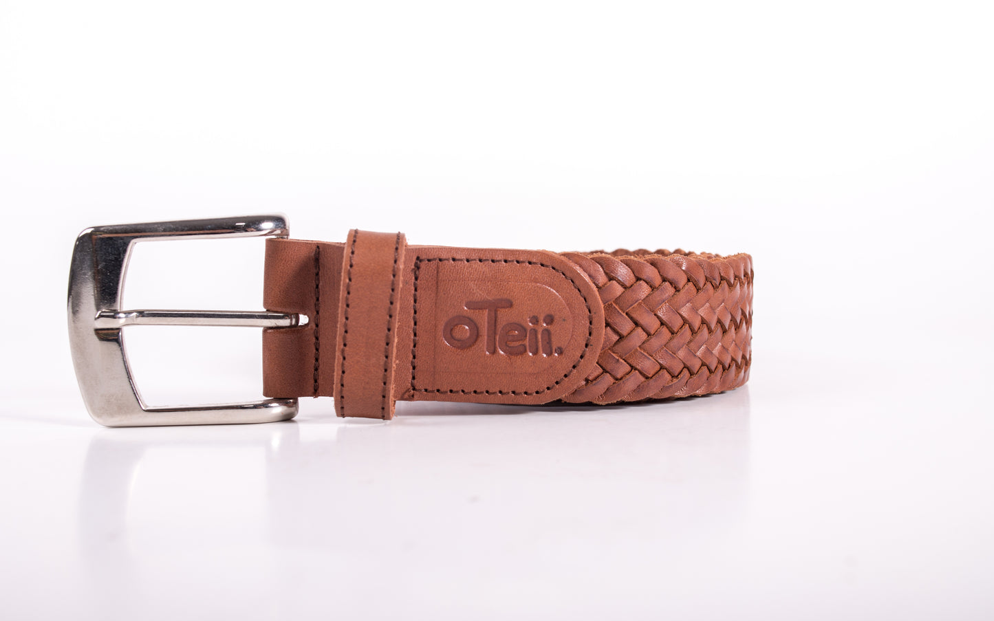 oteii genuine leather woven belt color shedron closeup